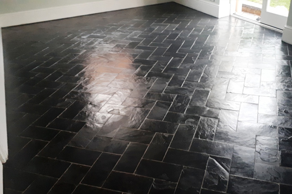Slate Tiles Cleaning and Sealing